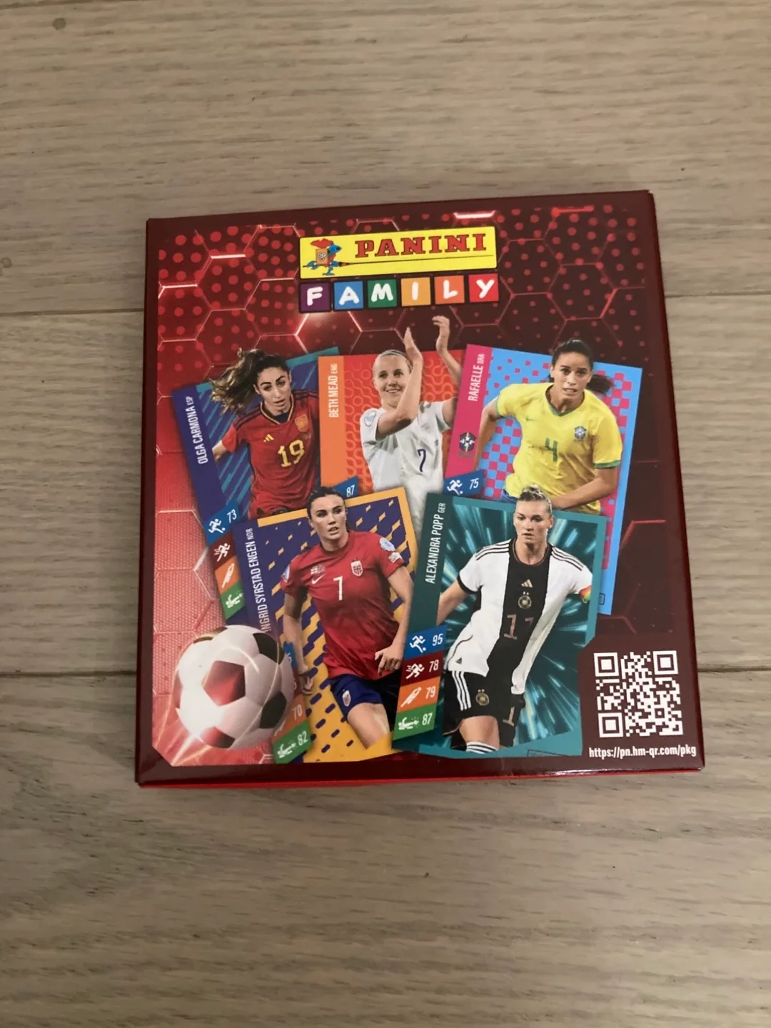 🇨🇦🍁Panini Family McDonald’s happy meal from Europe thumbnail