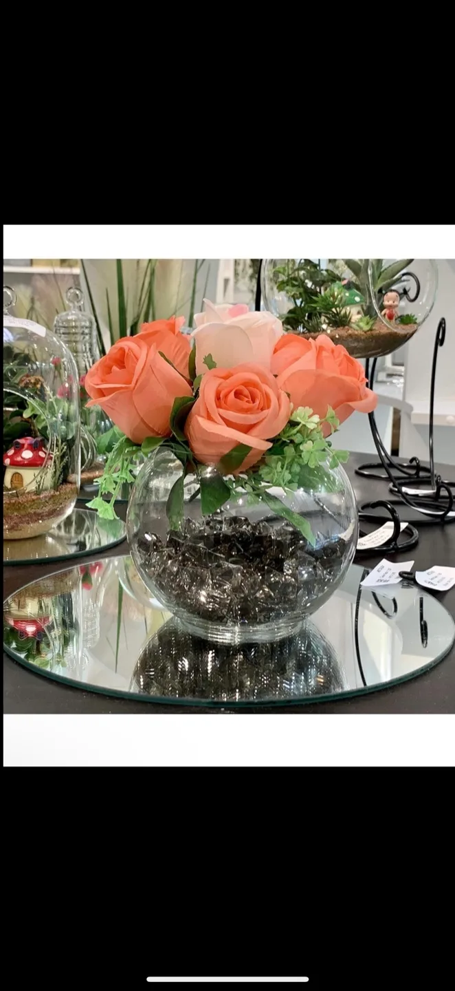 Small Round Glass Fish Bowl Vase, brand new image indicator(5)