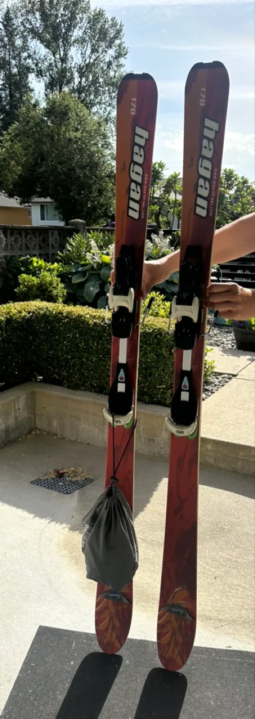 Hagan Touring Skis w/ Bindings – 170cm thumbnail