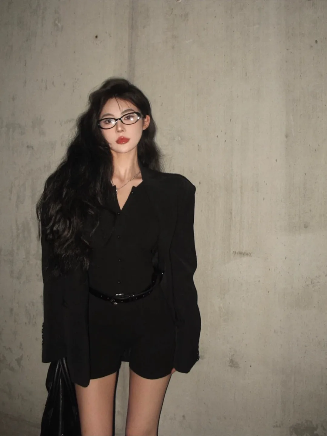 Black Button Up Bodysuit image indicator(3)