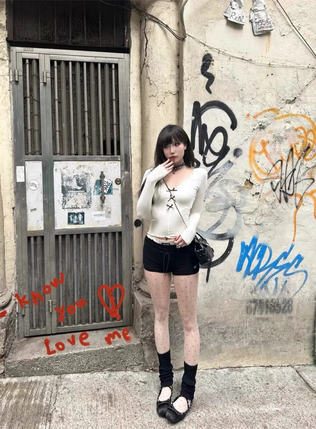 White Ribbon Shirt image indicator(3)