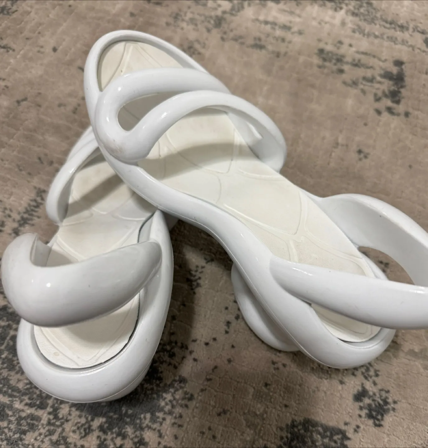 Camper kobarah sandles thumbnail