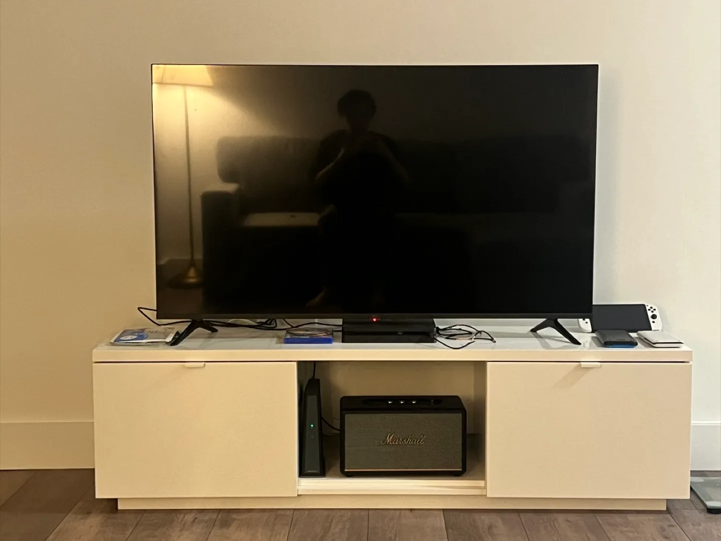 LG TV and TV stand thumbnail