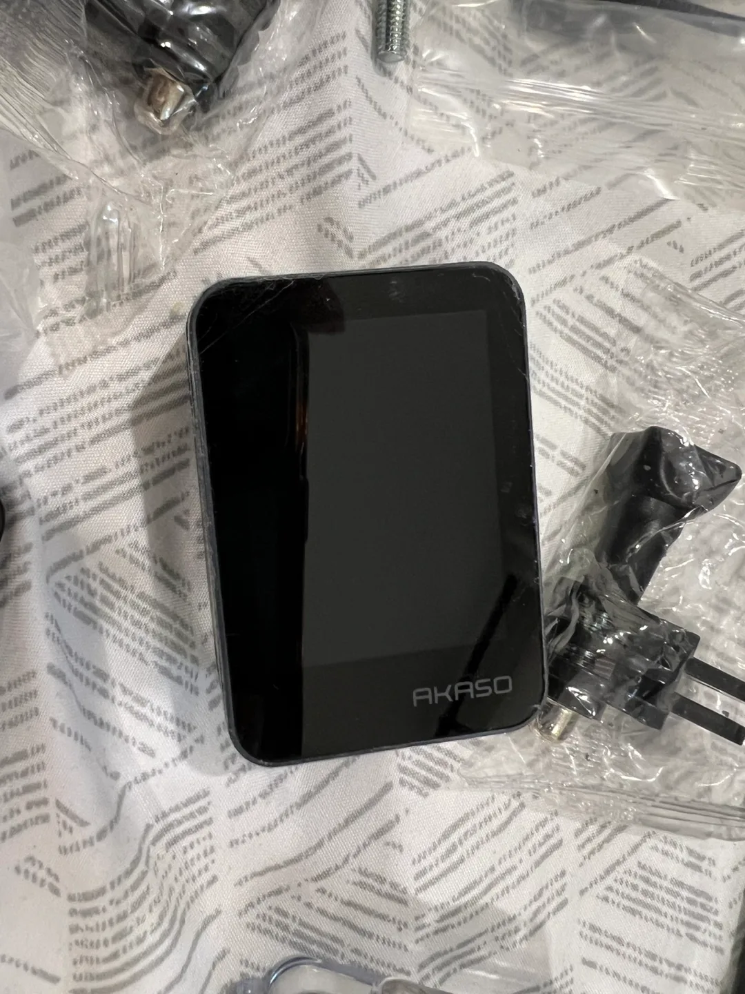 AKASO V50X Action Camera - Like New! image indicator(3)