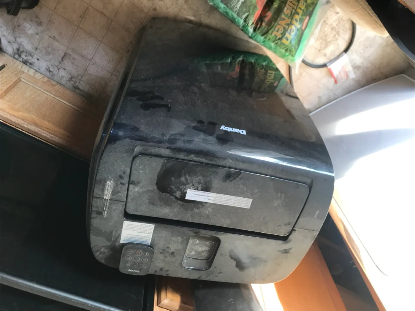 Danby Black Air stand up air conditioner thumbnail