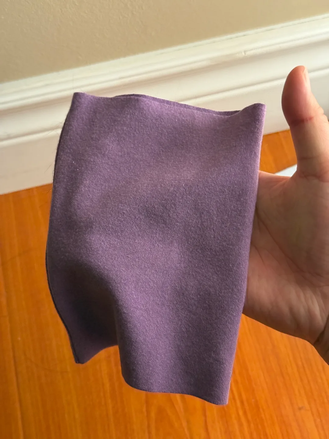 Calming hood for cats and dogs thumbnail