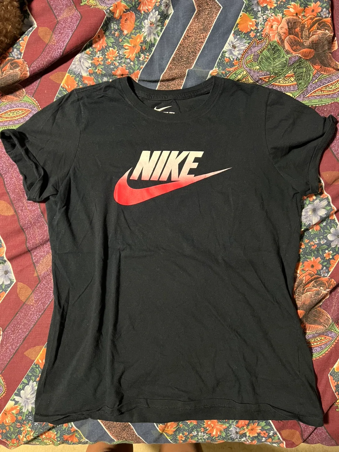 Nike Black T-Shirt - Size L thumbnail