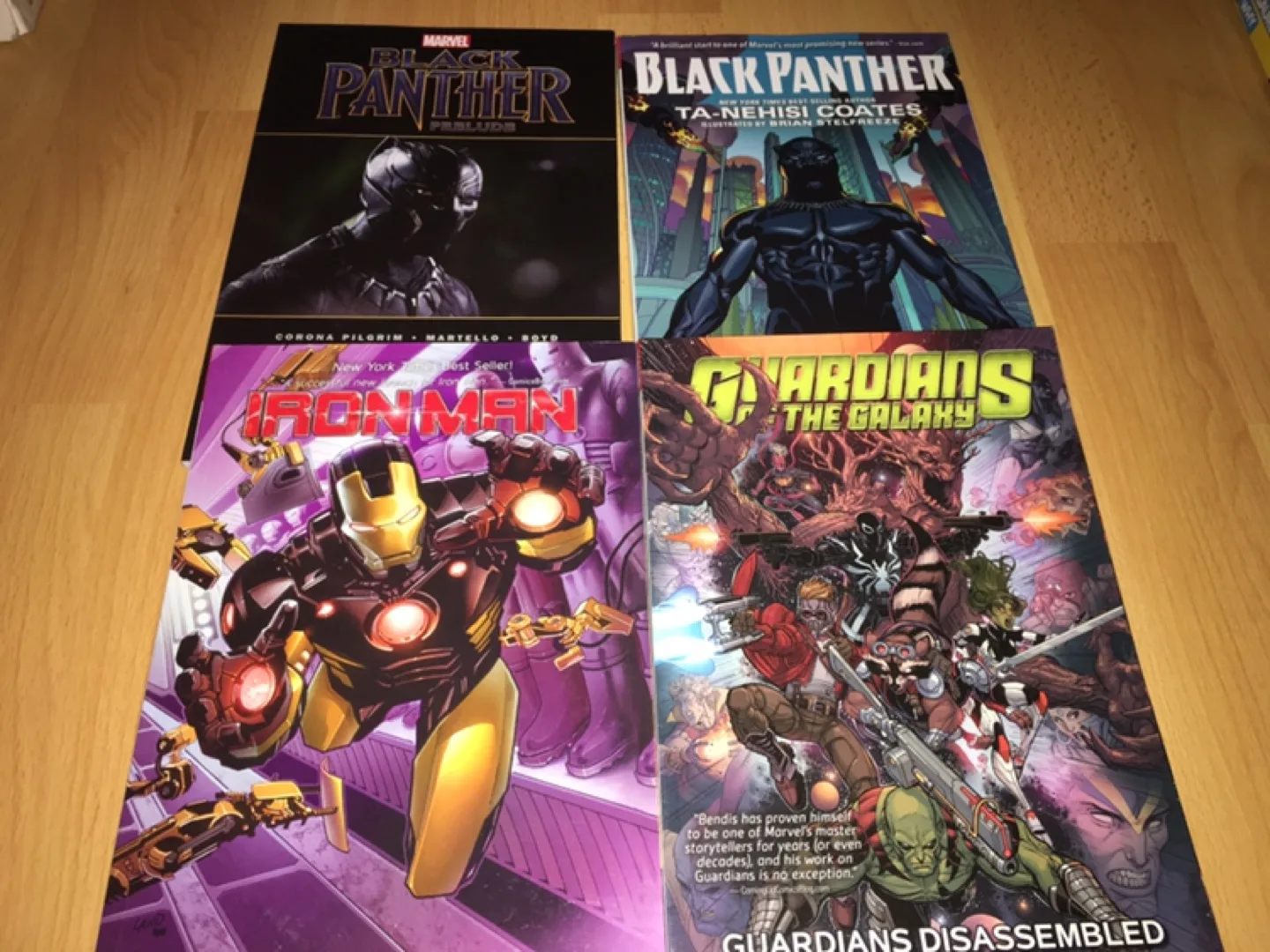 ($5 each) Graphic Novels (see all photos) - Marvel & DC image indicator(3)