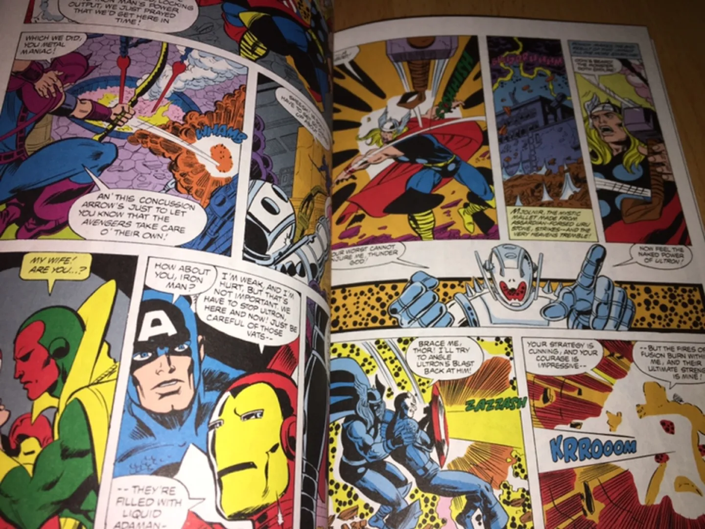 ($5 each) Graphic Novels (see all photos) - Marvel & DC image indicator(8)