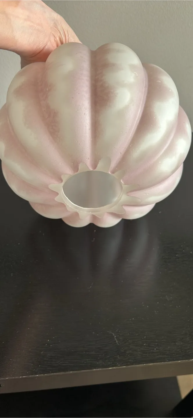 Pink & White Glass Pumpkin Decor image indicator(3)