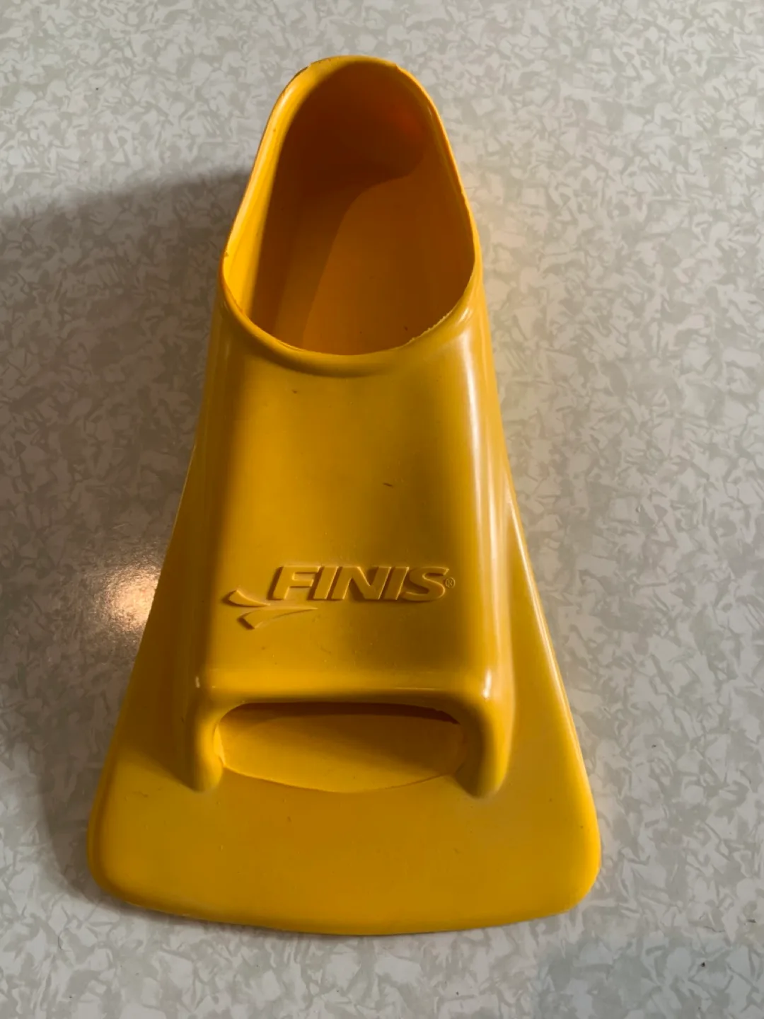 Finis Zoomers Gold Fins, Size D (US Male 5.5-7) thumbnail