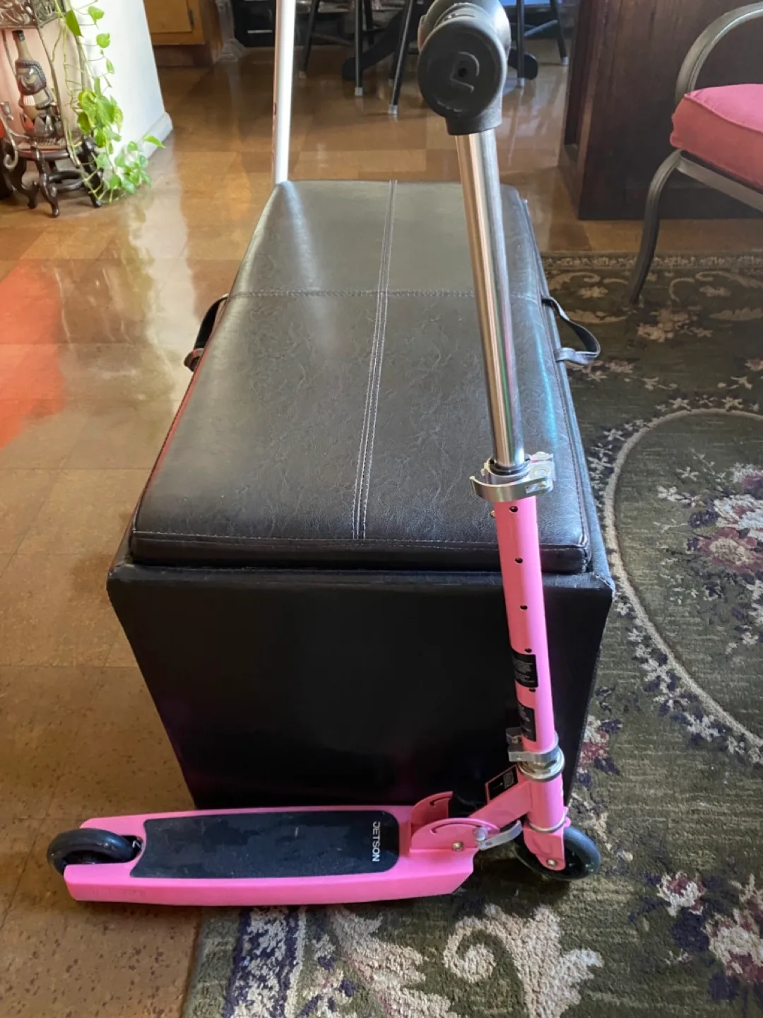 Jetson Light Up Pink Kick Scooter thumbnail