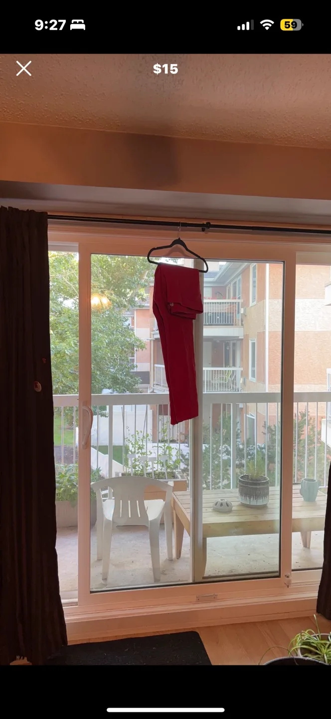 Red Pants thumbnail