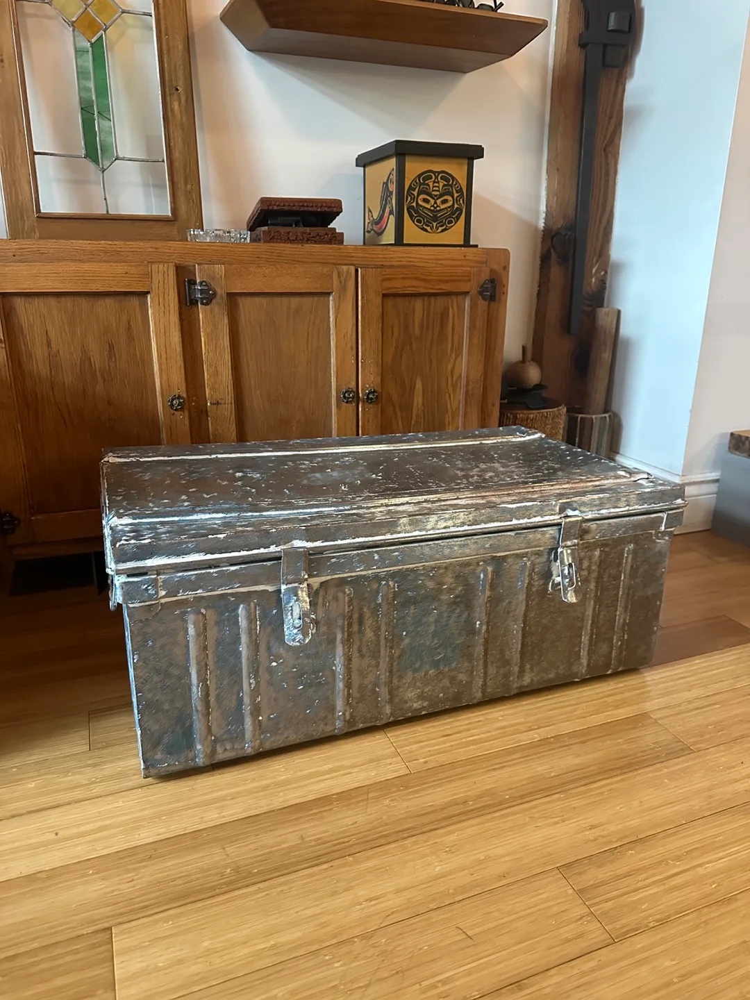 VINTAGE STEEL MILITARY FOOT LOCKER ANTIQUE STORAGE TRUNK BOX thumbnail