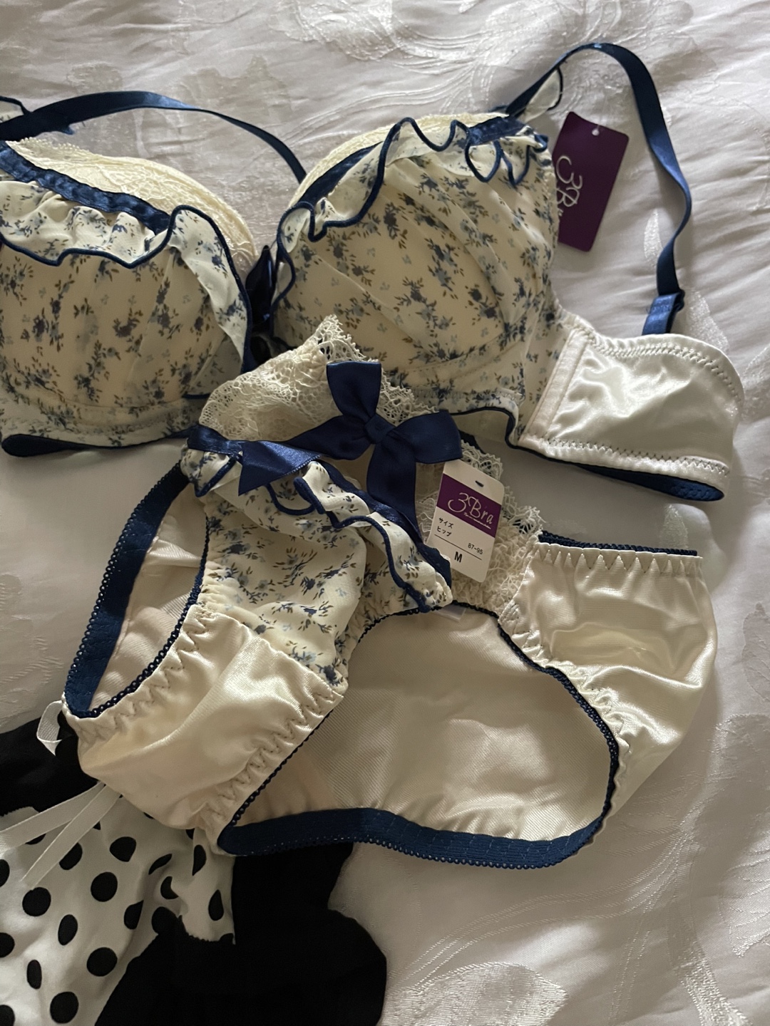 Underwired bra set