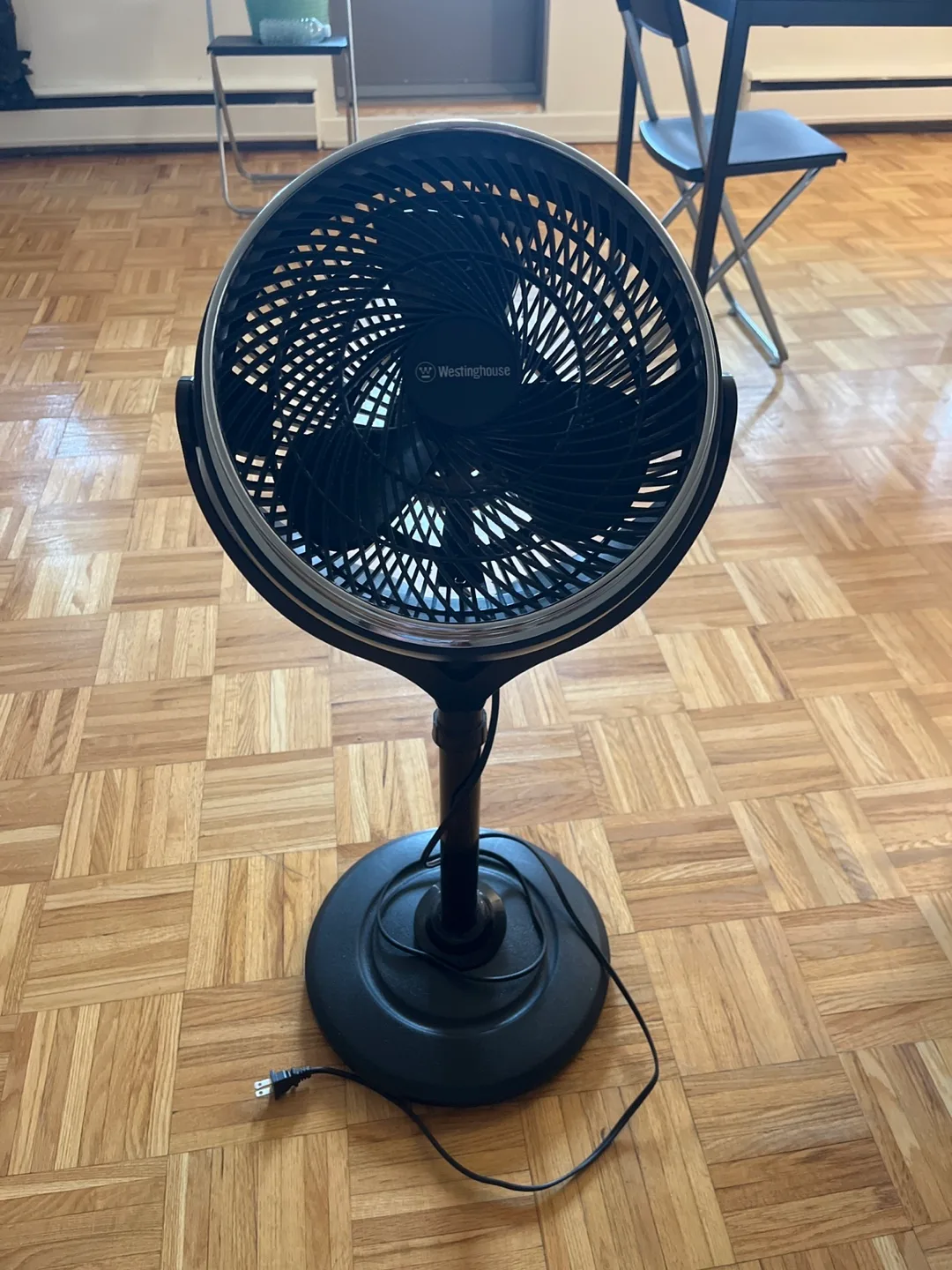 Westinghouse 10" 2-in-1 Stand and Floor Fan thumbnail