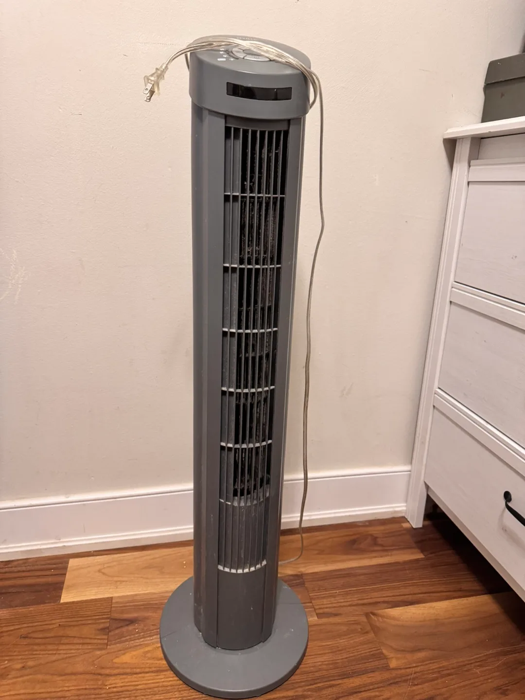 Seville Classics Tower Fan with Remote image indicator(2)