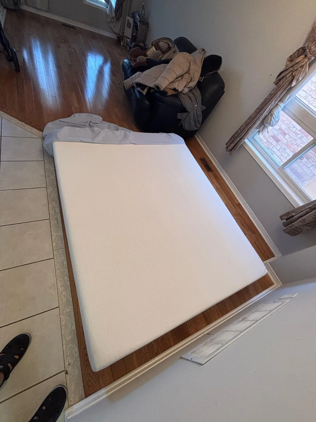 Zinus Deluxe Memory Foam 10" RV Mattress image indicator(6)