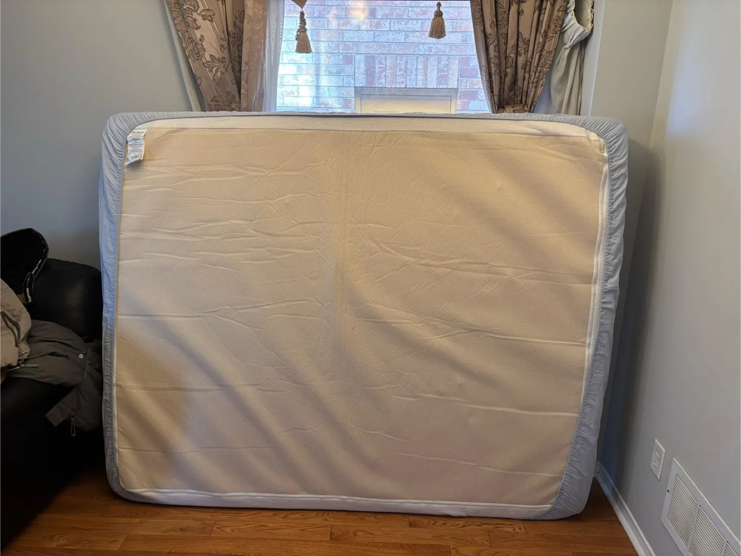 Zinus Deluxe Memory Foam 10" RV Mattress image indicator(4)