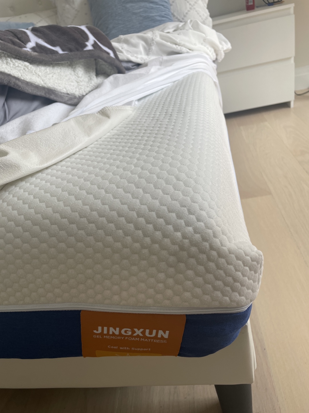 Queen Size Mattress - photo 2
