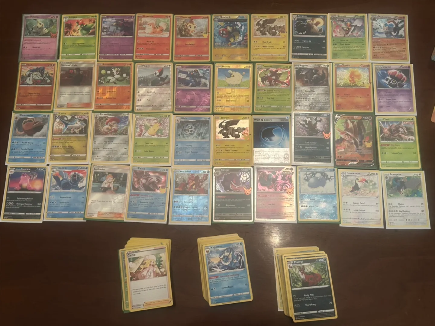 Pokémon Trading Cards - Assorted Collection thumbnail