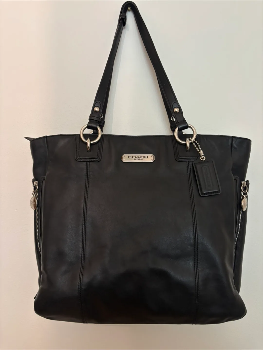 Coach Black Leather Tote Bag image indicator(2)