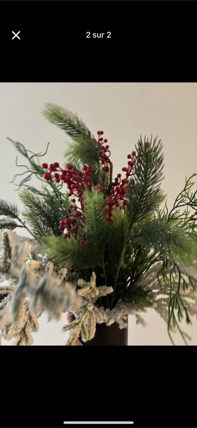 MUST GO ASAP: Artificial Christmas Floral Arrangement - photo 2