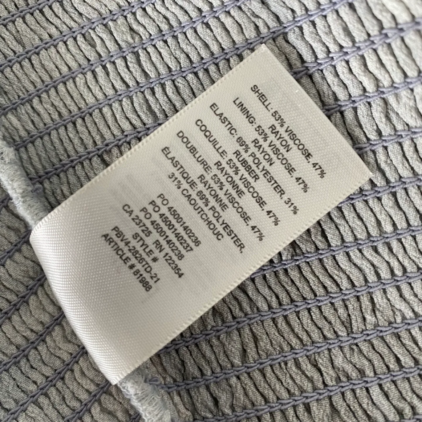 Aritzia Wilfred Smocked Blouse image indicator(7)