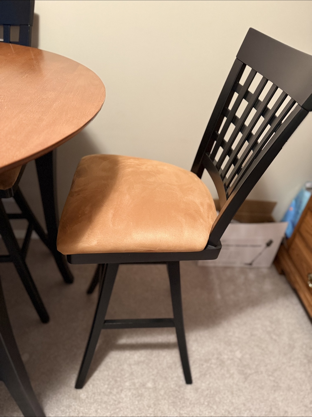 Stylish high top Dining table set (6 chairs) - photo 2