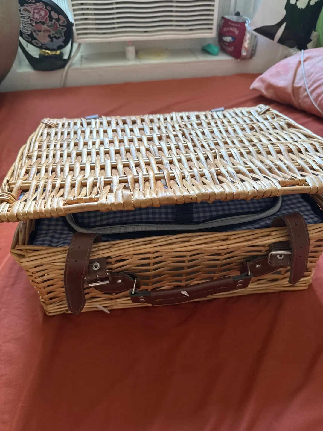 Wicker Picnic Basket Set🧡 thumbnail
