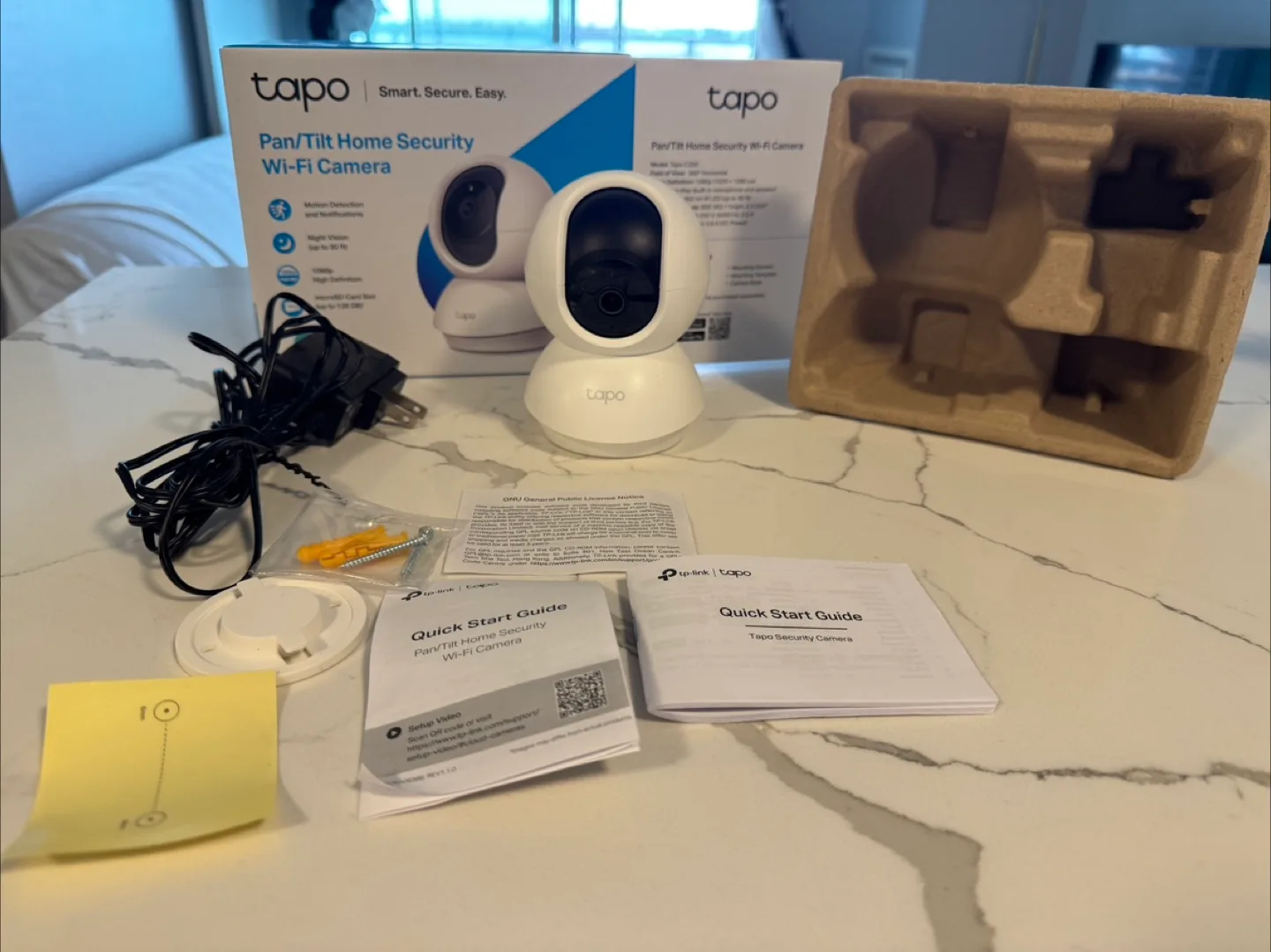 TP-Link Tapo C200 Pan/Tilt Home Security Wi-Fi Camera 🇨🇦 thumbnail