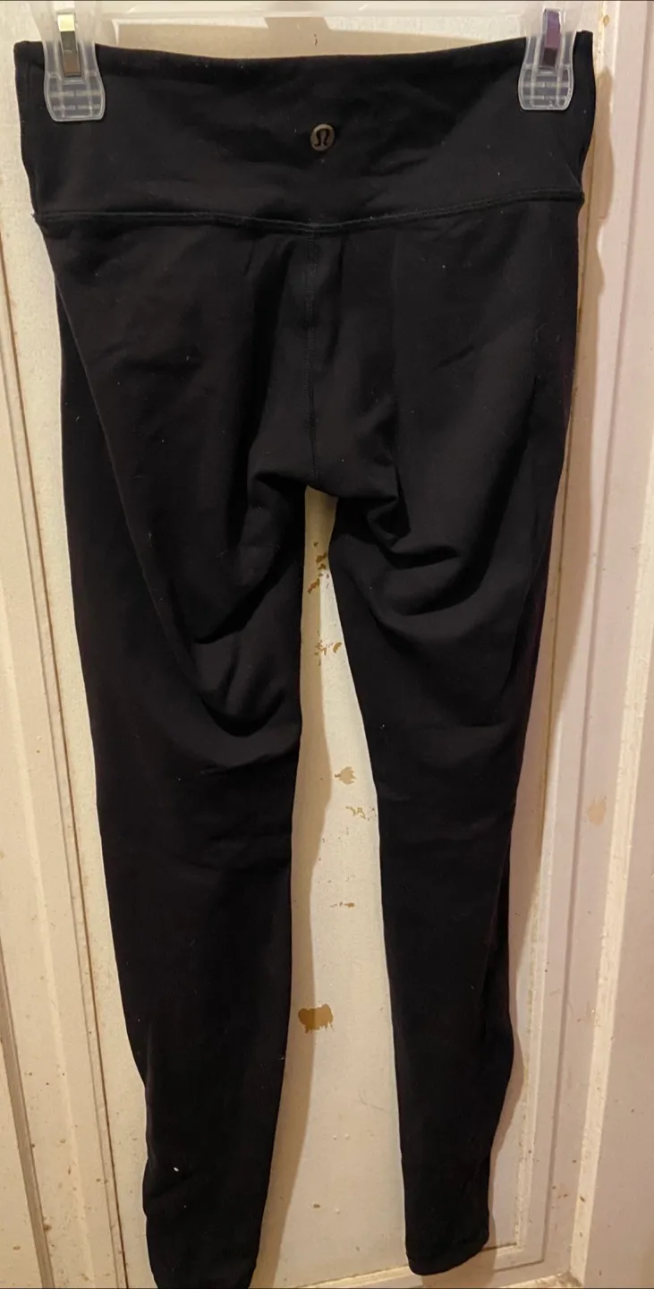 Lululemon Leggings sz4 XSMALL image indicator(2)