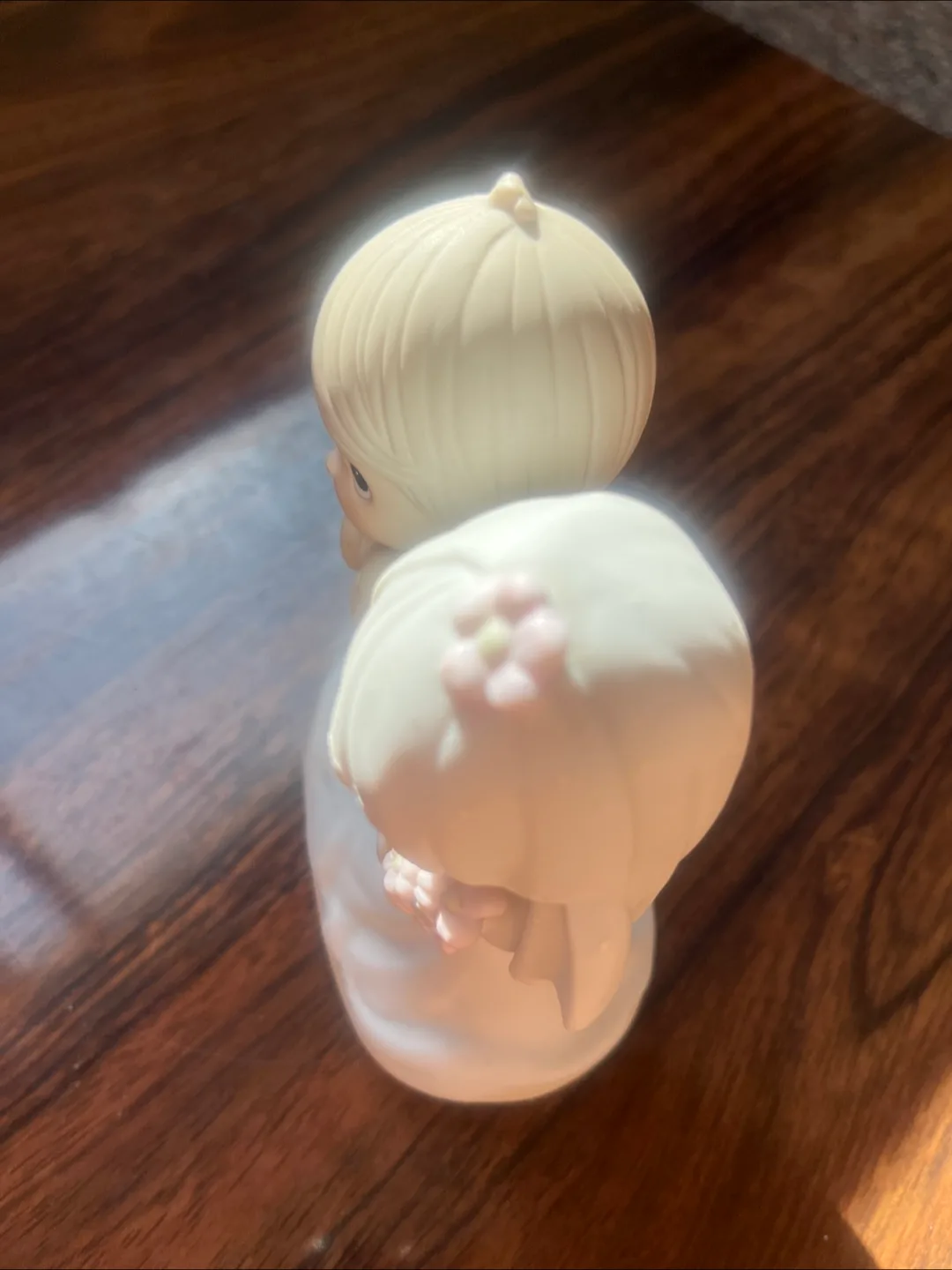 Precious Moments Wedding Figurine image indicator(5)