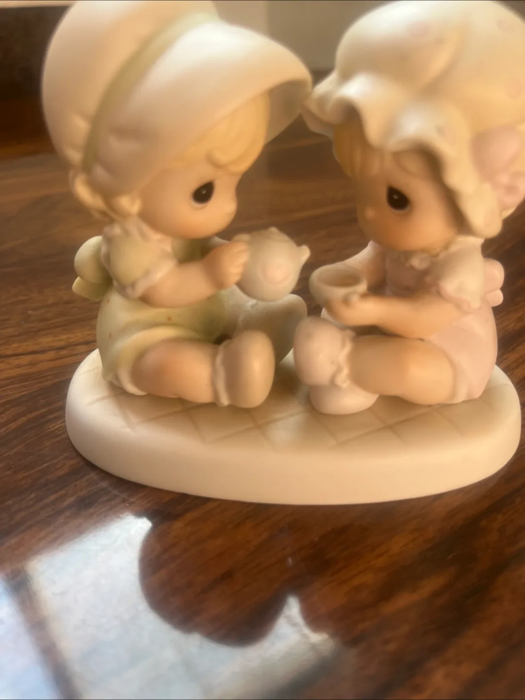 Precious Moments Friendship Hits the Spot Figurine image indicator(6)