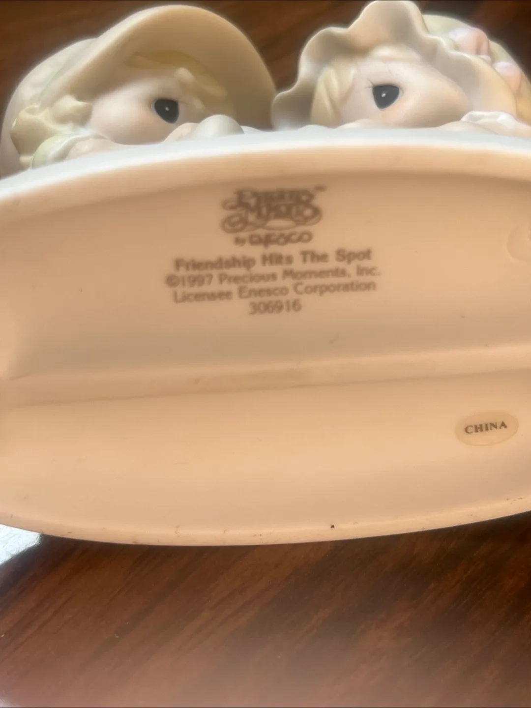 Precious Moments Friendship Hits the Spot Figurine image indicator(2)