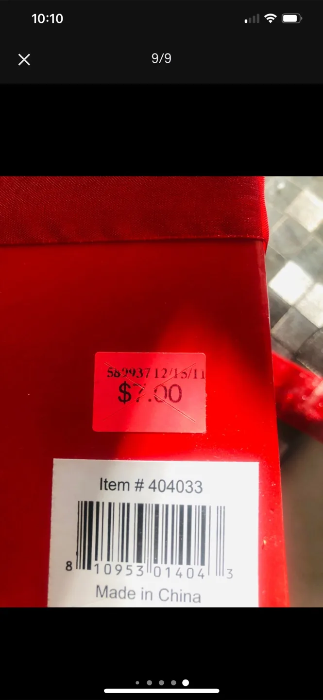 🇨🇦 Red Holiday Candle Decor - New in Box image indicator(7)