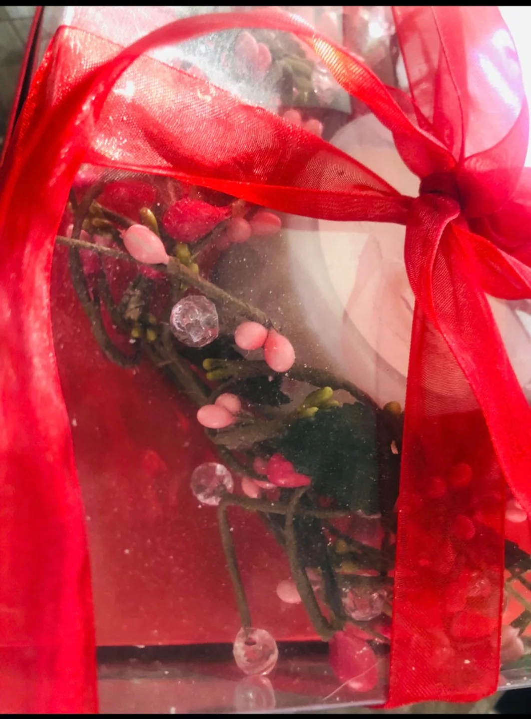 🇨🇦 Red Holiday Candle Decor - New in Box thumbnail