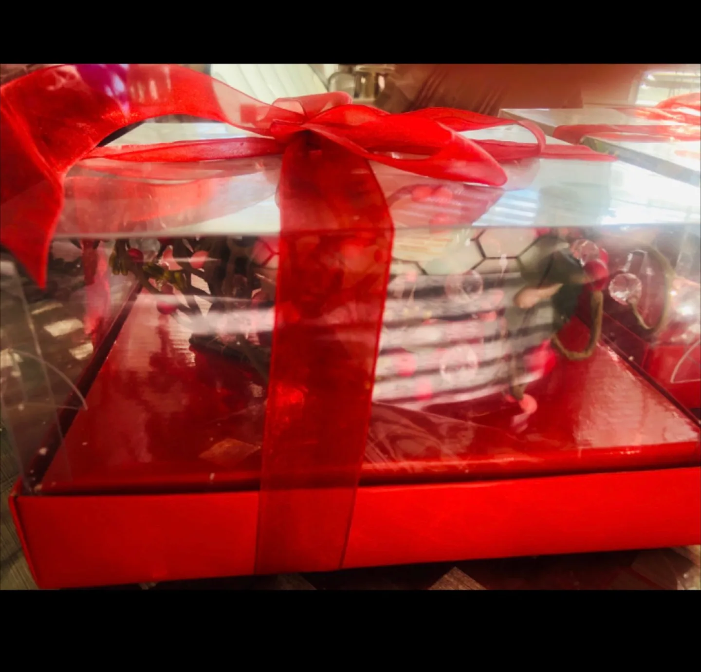 🇨🇦 Red Holiday Candle Decor - New in Box image indicator(2)