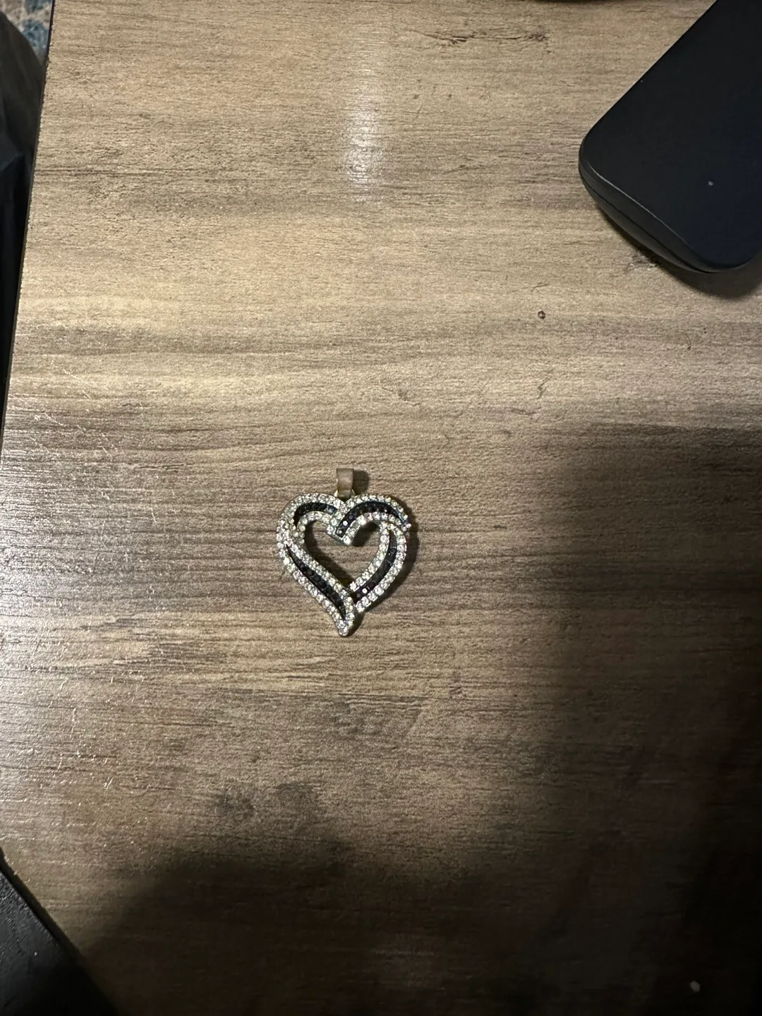 Heart Pendant with Rhinestones thumbnail