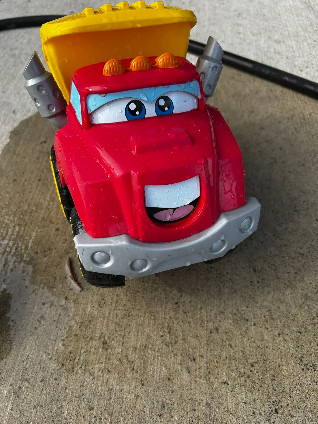 VTech Drop & Go Dump Truck Toy thumbnail
