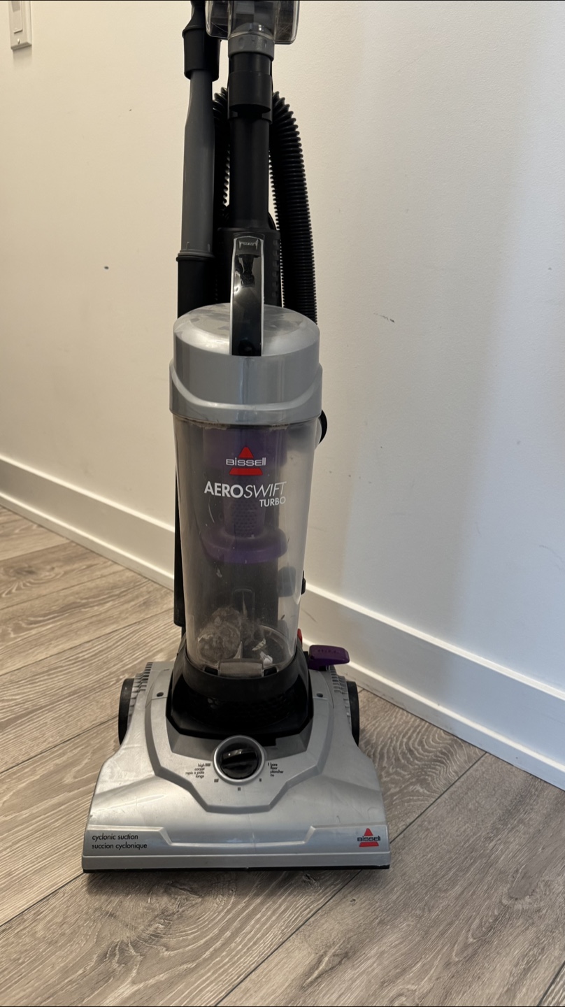 Bissell AeroSwift Turbo Vacuum - Great Condition!