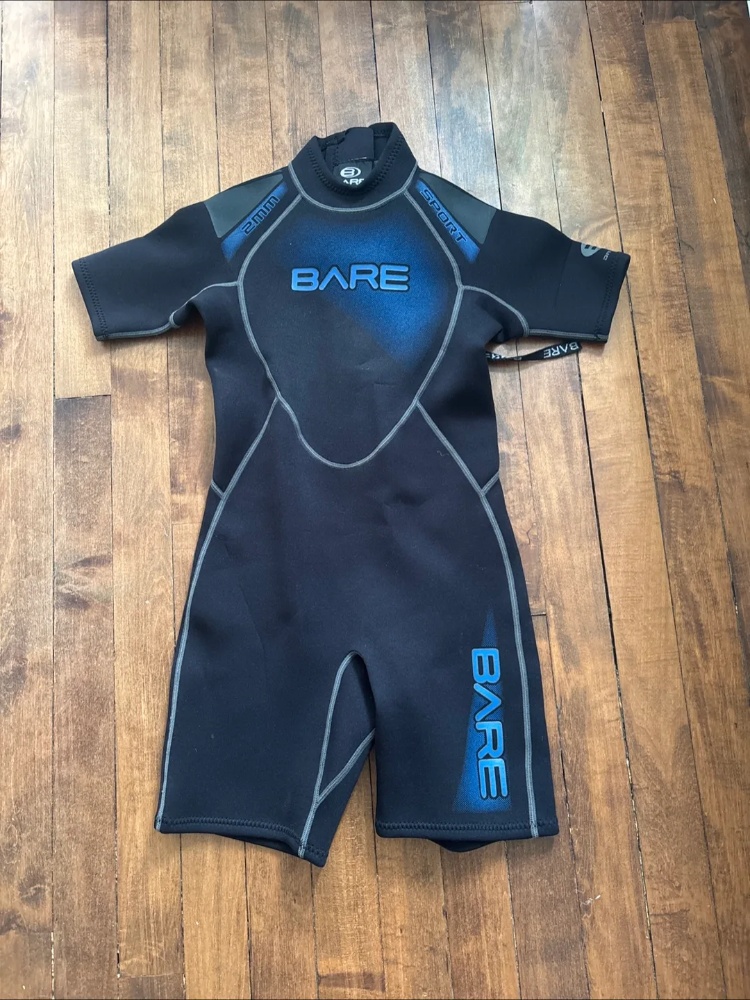 Bare 2MM Sport Wetsuit - Size 12 thumbnail