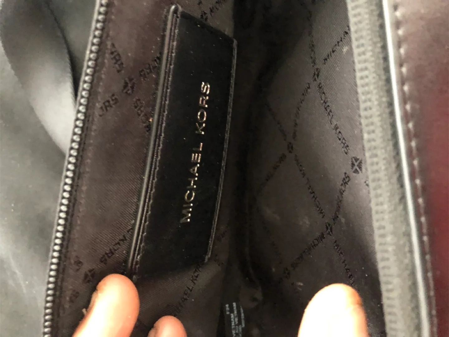 Michael Kors Crossbody Bag image indicator(3)