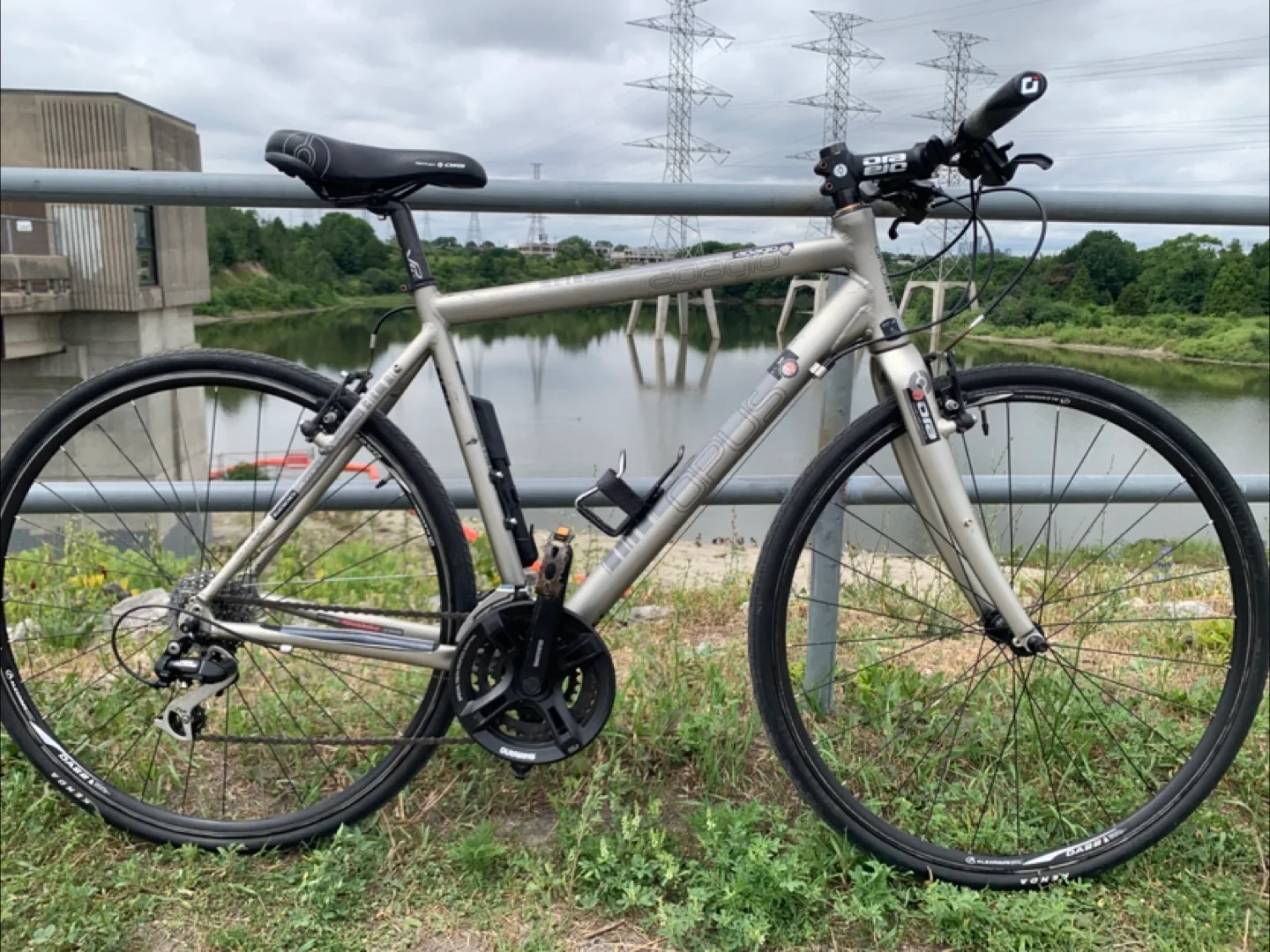 Opus Andante Hybrid Bike - Silver thumbnail