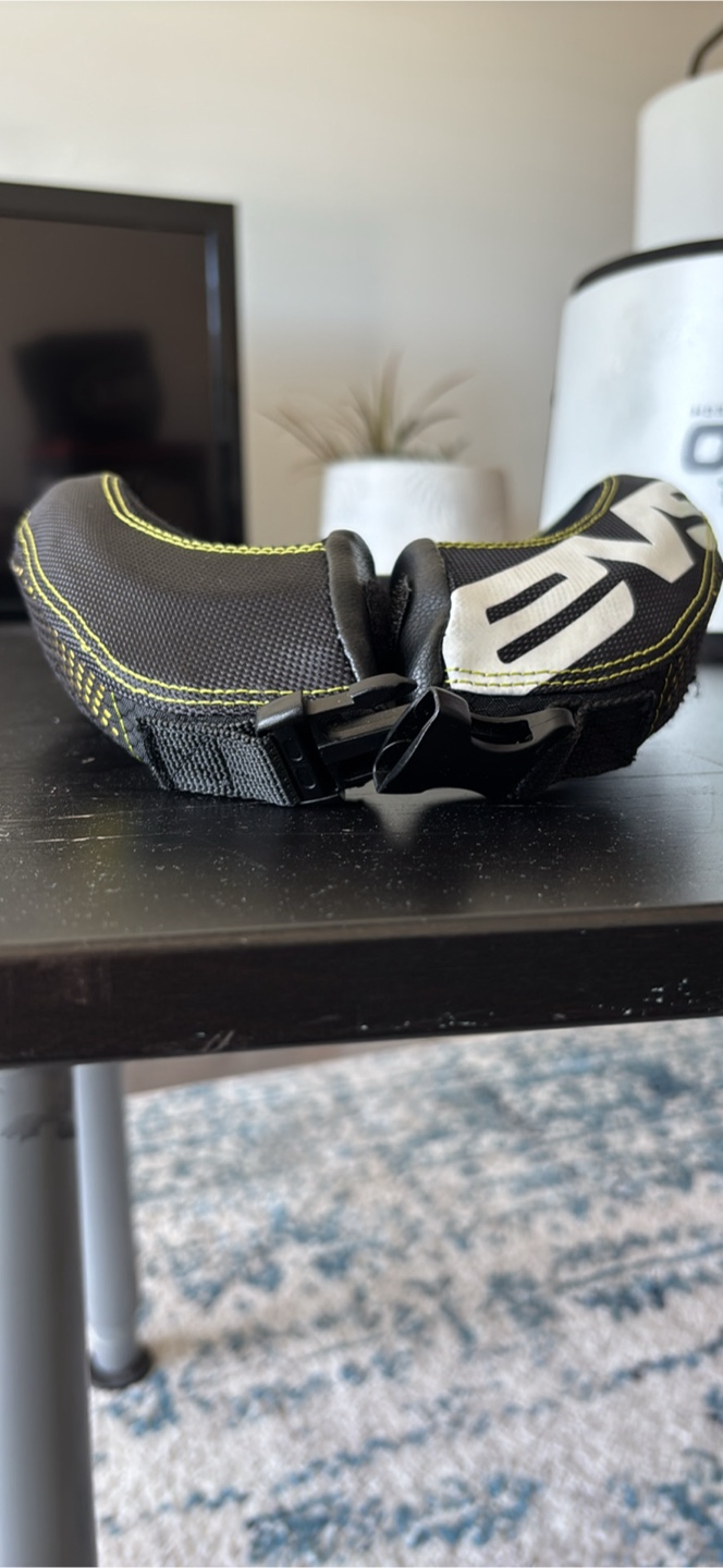 EVS R4 Race Collar - Neck Support - photo 2