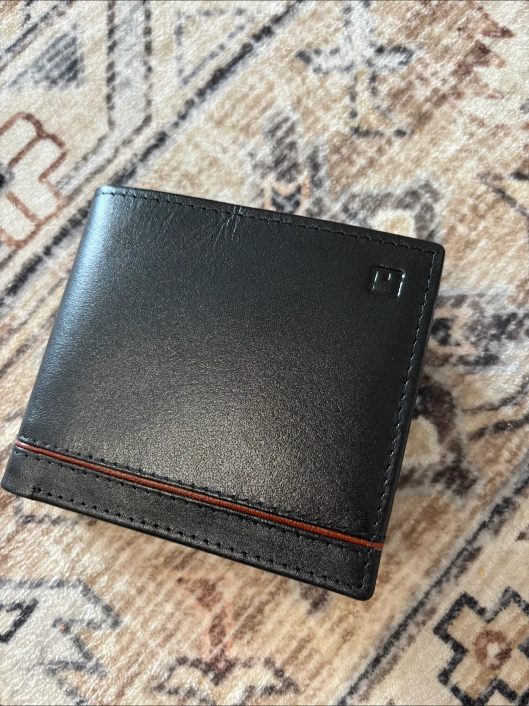 New Limited edition Fendi Black Leather Bi-Fold Wallet with Box thumbnail