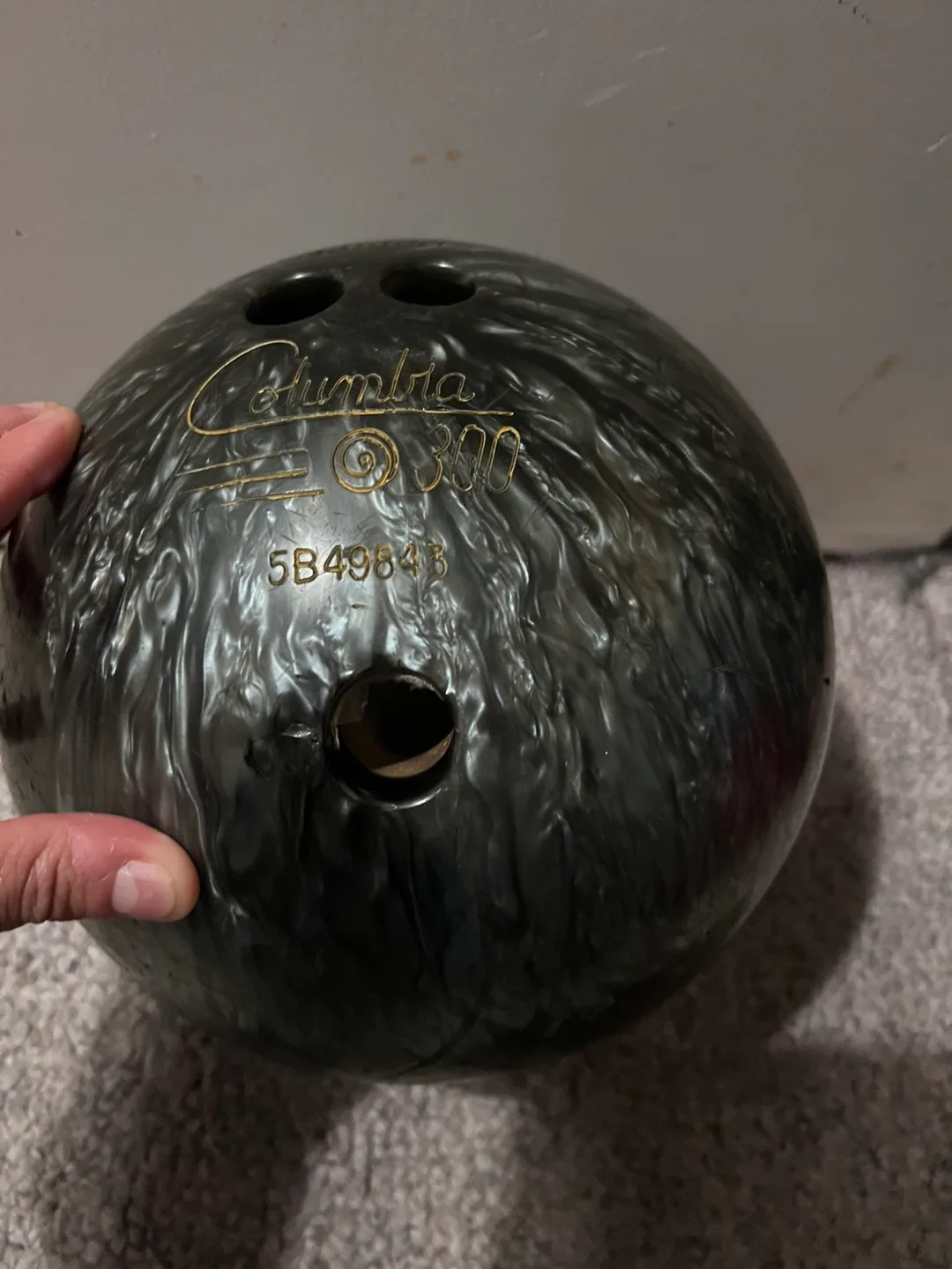 Columbia 300 Bowling Ball thumbnail