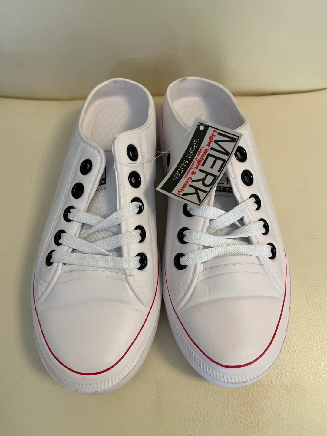 MERK White Sport Slides (9) thumbnail