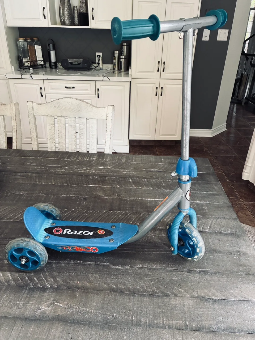 Razor Lil' Pop Scooter - Blue thumbnail