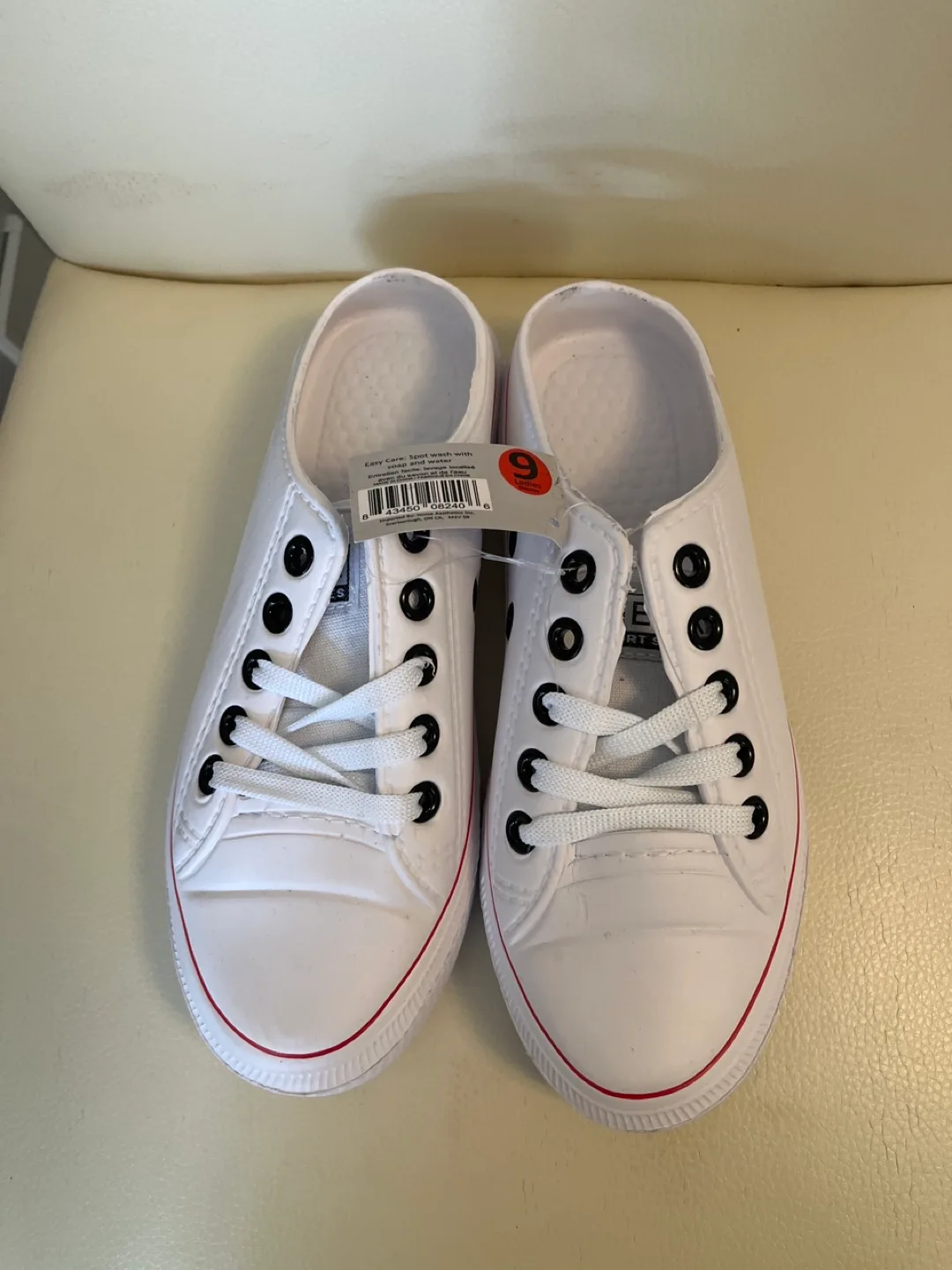 Merk Womens Slides - Size 9 image indicator(2)